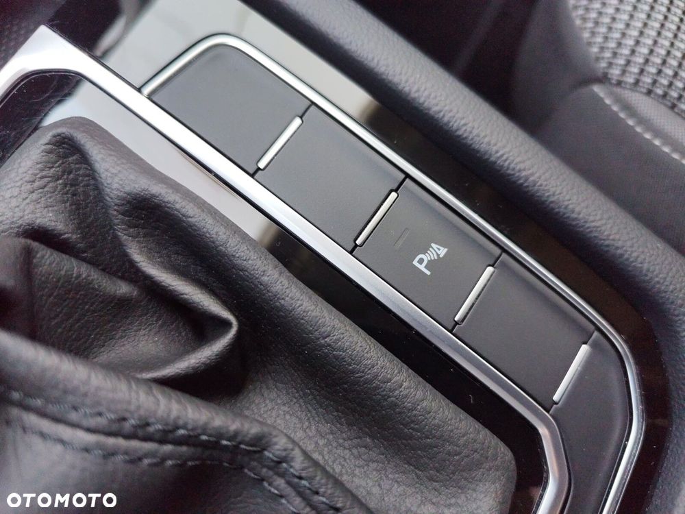 Volkswagen Arteon - 25