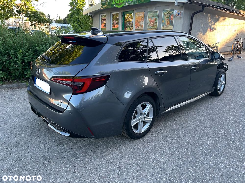 Toyota Corolla 1.8 Hybrid GR Sport - 3