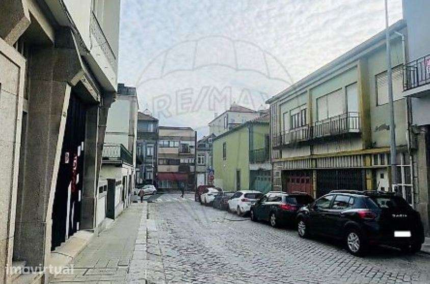 2 Prédios - Porto - Grande imagem: 3/20