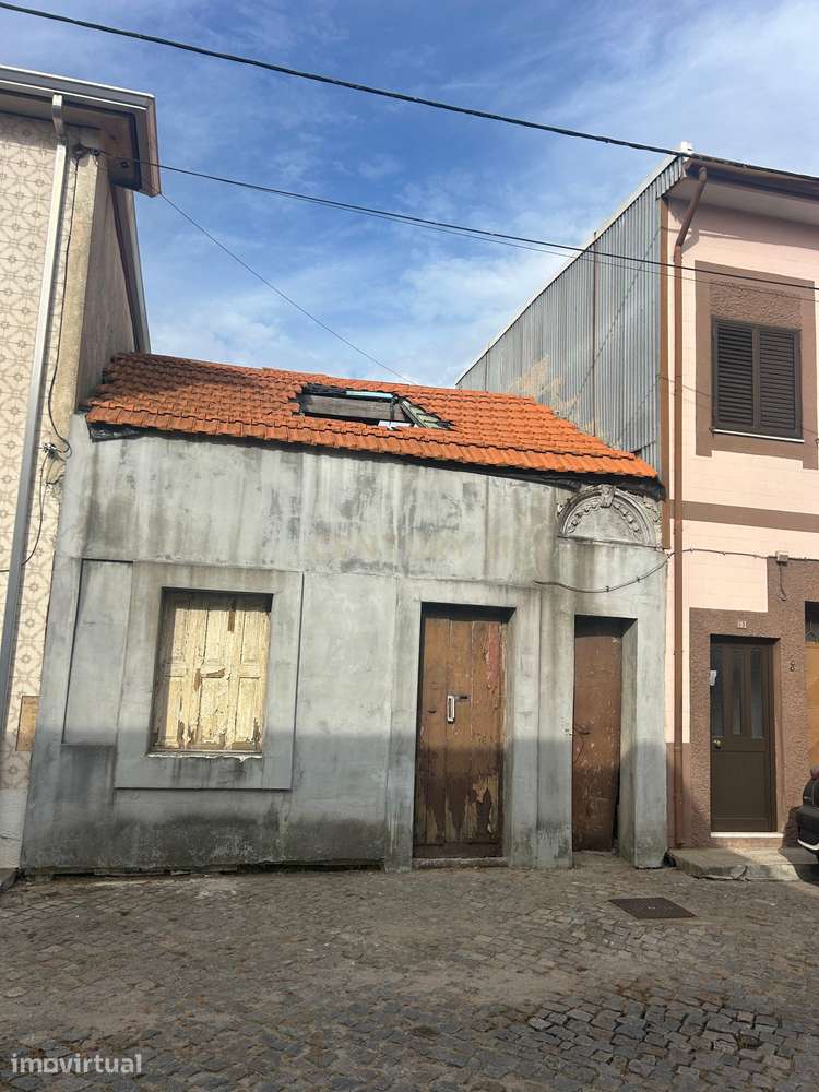 Oportunidade | Moradia para Reconstruir com Potencial e Projeto Aprova - Grande imagem: 3/18