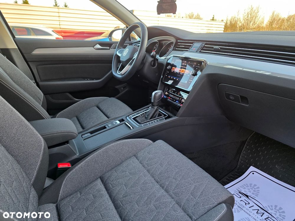 Volkswagen Passat 2.0 TSI Business DSG - 16