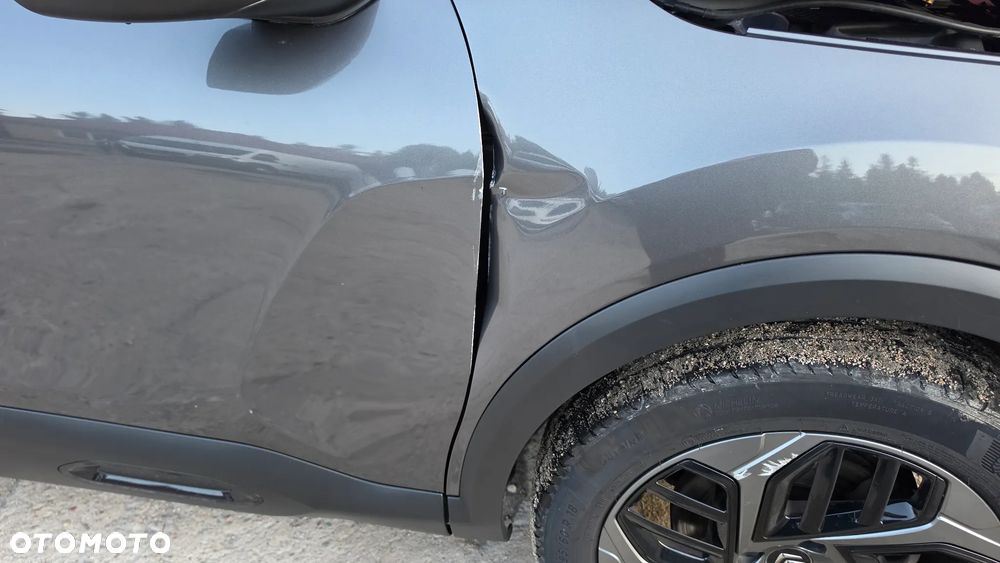 Citroën C4 PureTech 130 Stop&Start FEEL PACK - 26