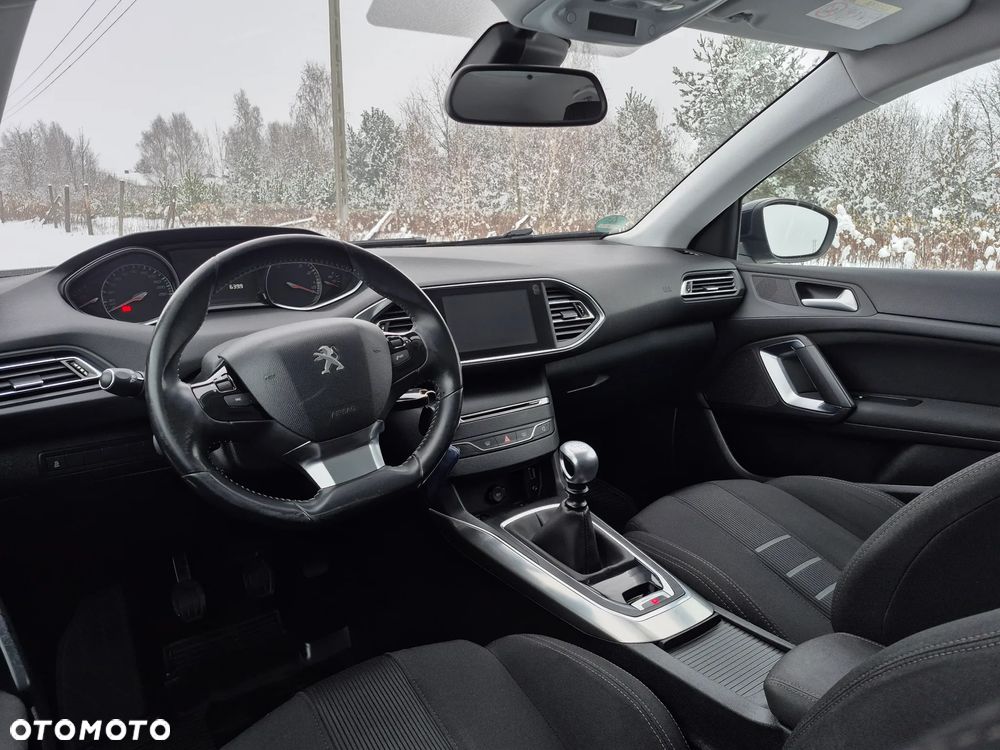 Peugeot 308 155 THP Premium - 25