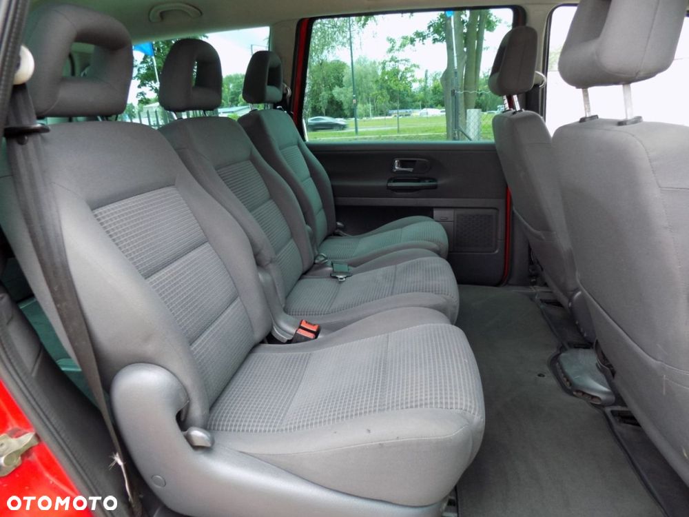 Volkswagen Sharan - 8