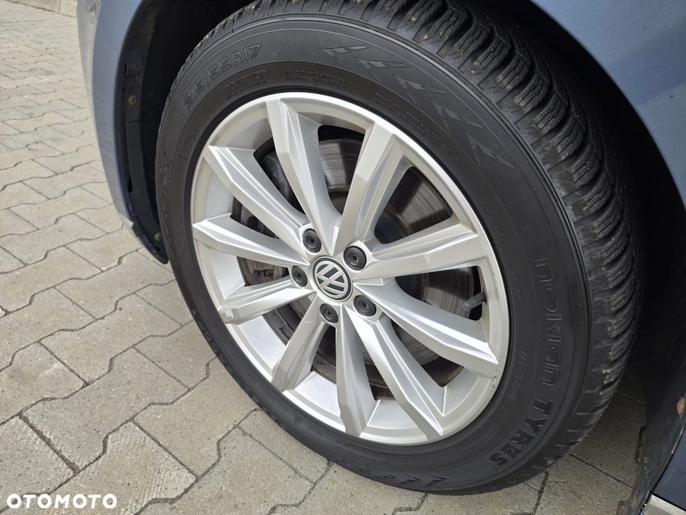 Volkswagen Passat 2.0 TDI SCR 4Motion DDG Highline - 38