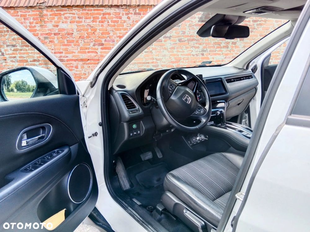 Honda HR-V 1.5 Executive (ADAS) CVT - 4