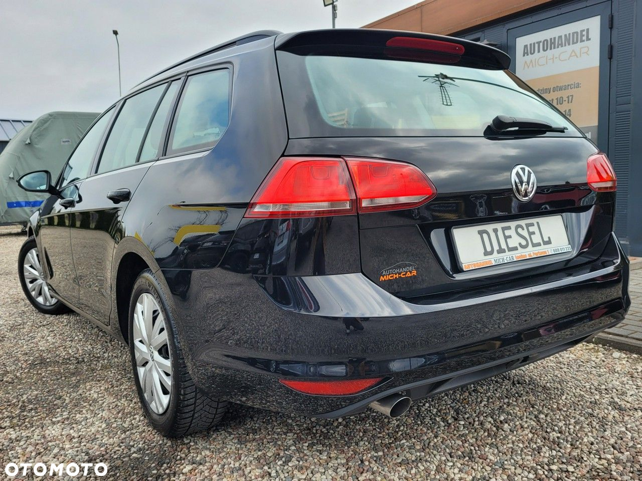 Volkswagen Golf - 30