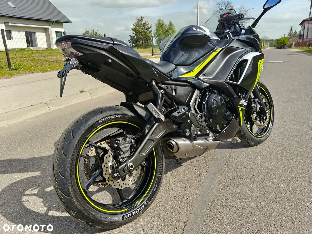 Kawasaki Ninja - 7