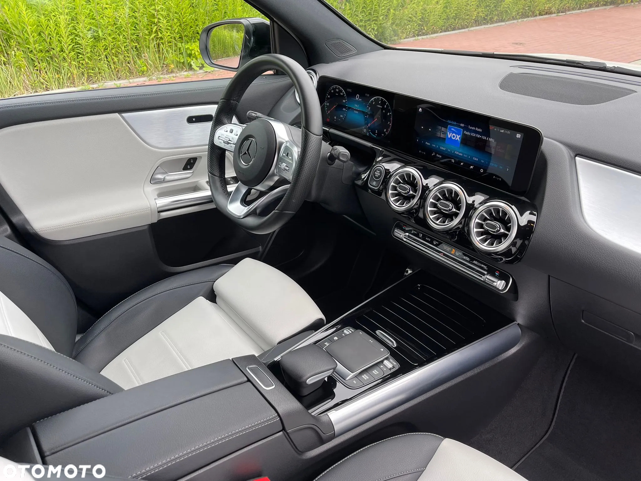 Mercedes-Benz GLA 250 4-Matic AMG Line - 19