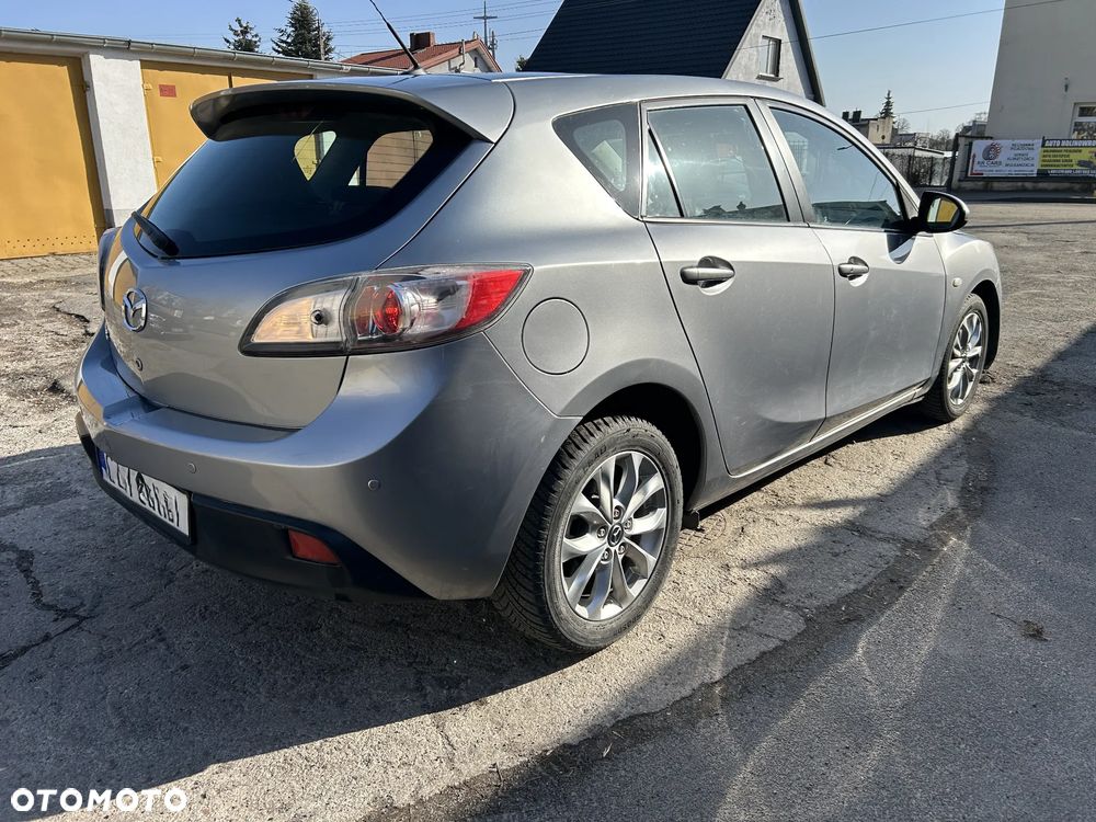 Mazda 3 - 3