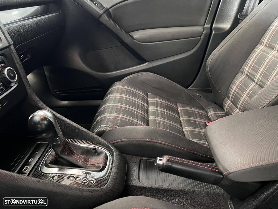 VW Golf 2.0 TSi GTI DSG - 14