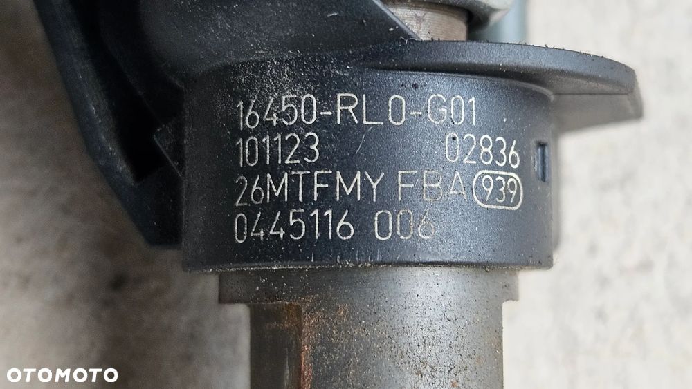 Honda CRV CR-V 3 III Civic Accord VIII 2.2 i-DTEC wtryskiwacz 16450-RL0-G01 0445116006 - 2