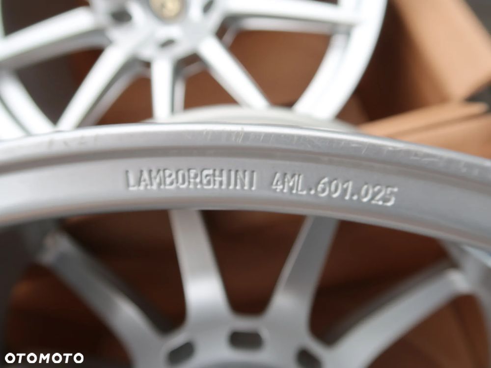 Nowe Fegi Aluminiowe Lamborghini Urus  21'' Sillver - 13