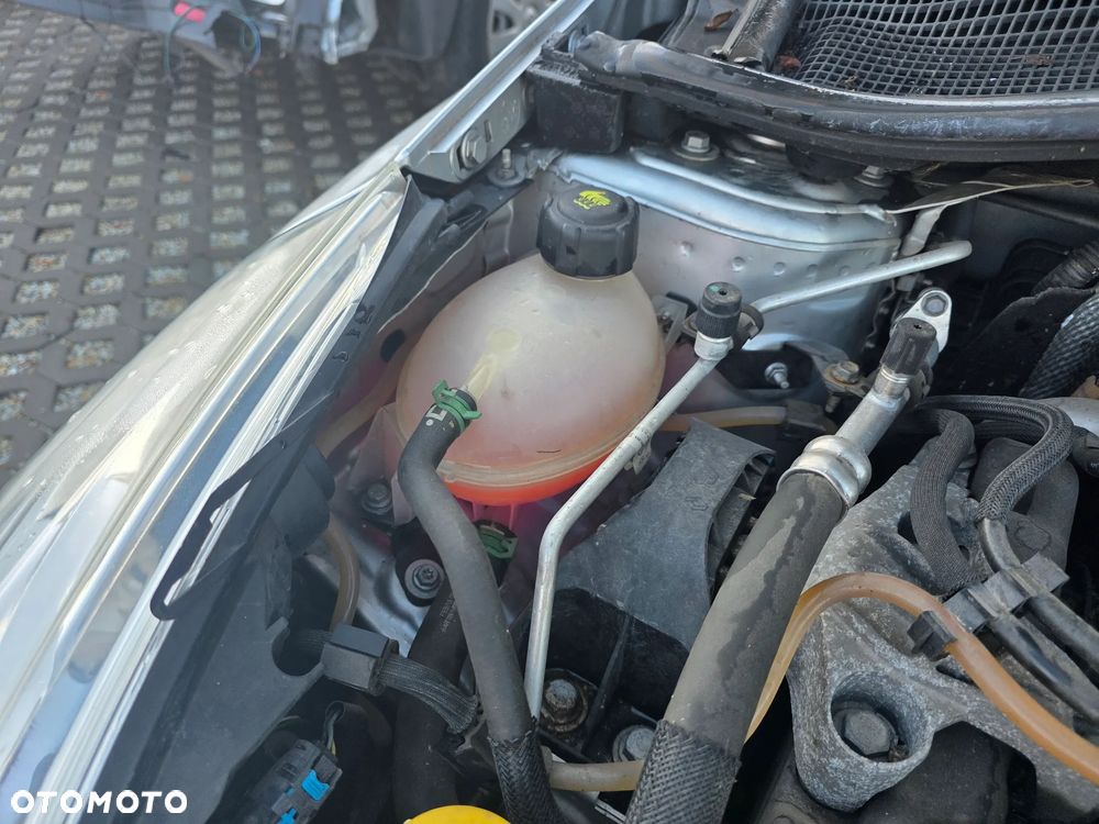 Renault Clio dCi 75 Stop & Start Expression - 16