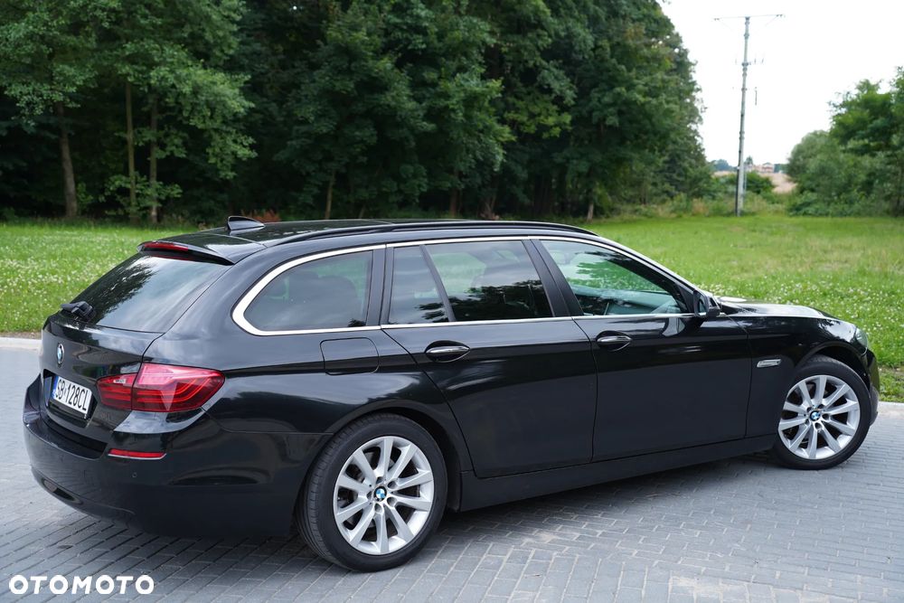 BMW Seria 5 520d Touring Sport Line - 13