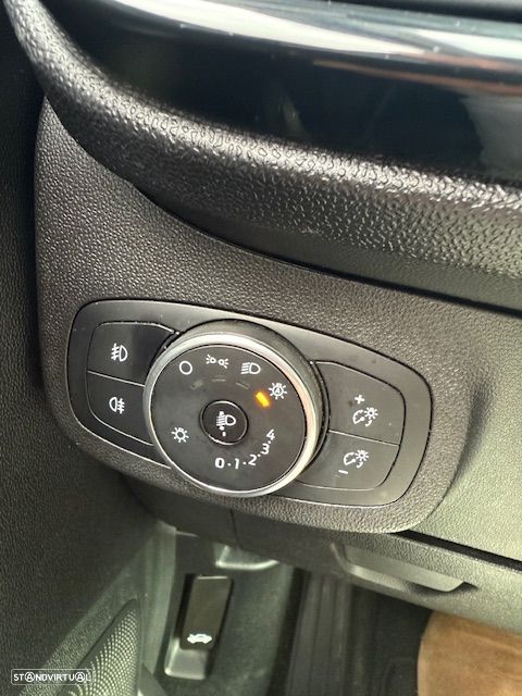 Ford Fiesta 1.1 Ti-VCT Titanium - 19