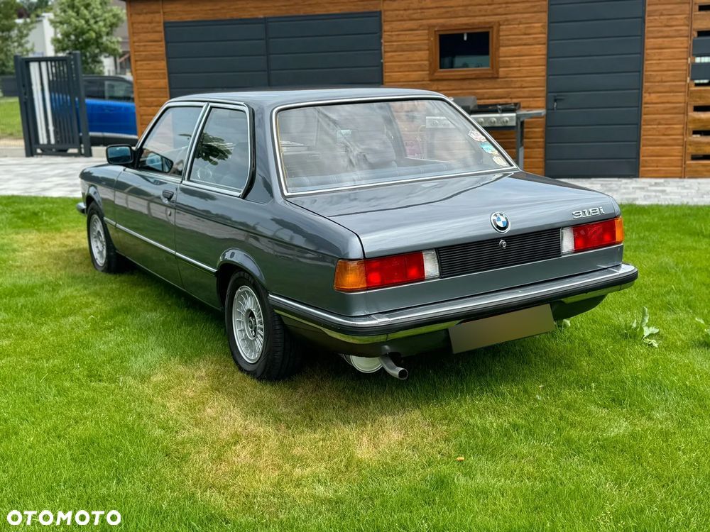 BMW Seria 3 318i - 6