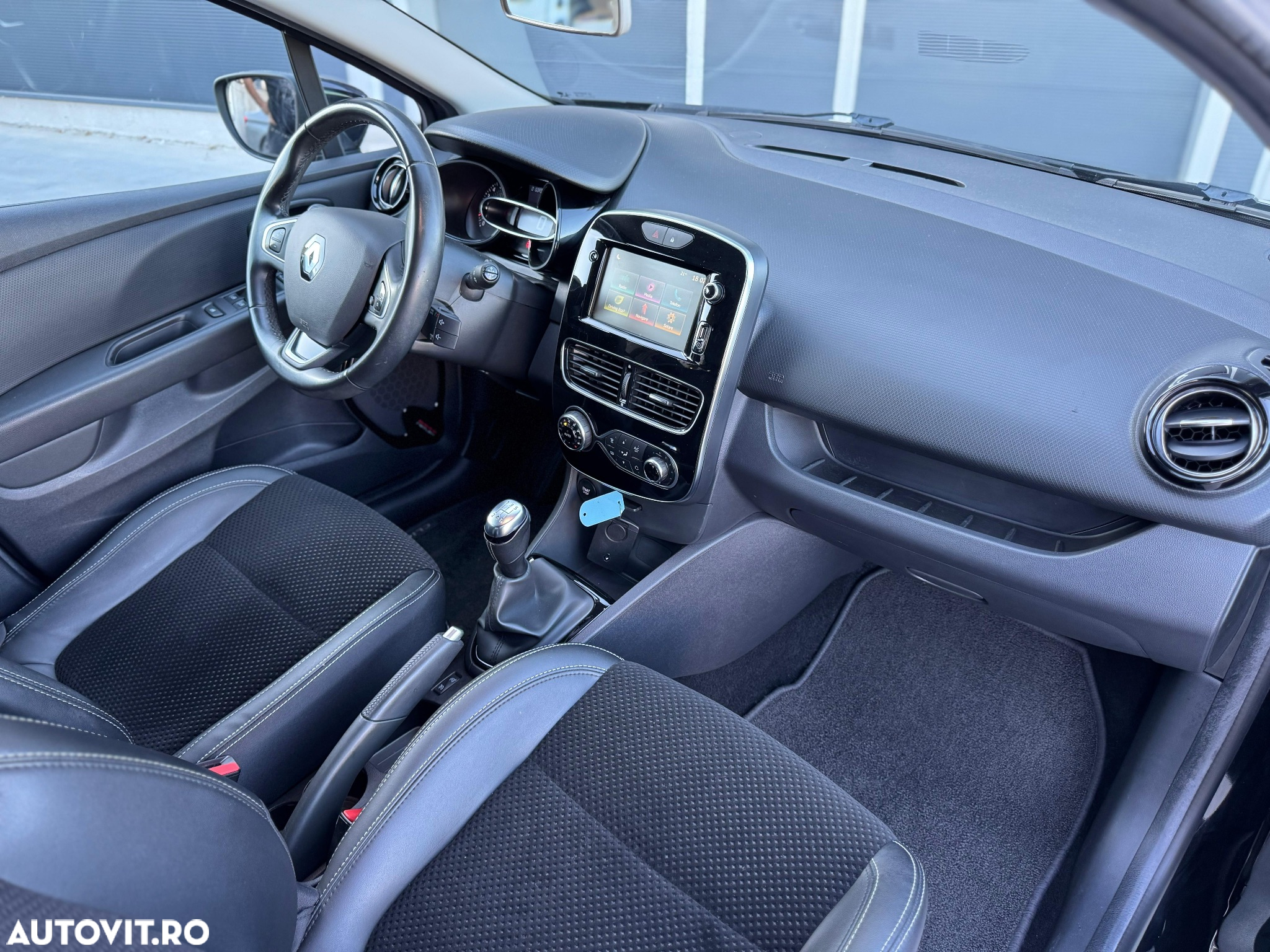Renault Clio ENERGY TCe 90 Start & Stop Intens - 6