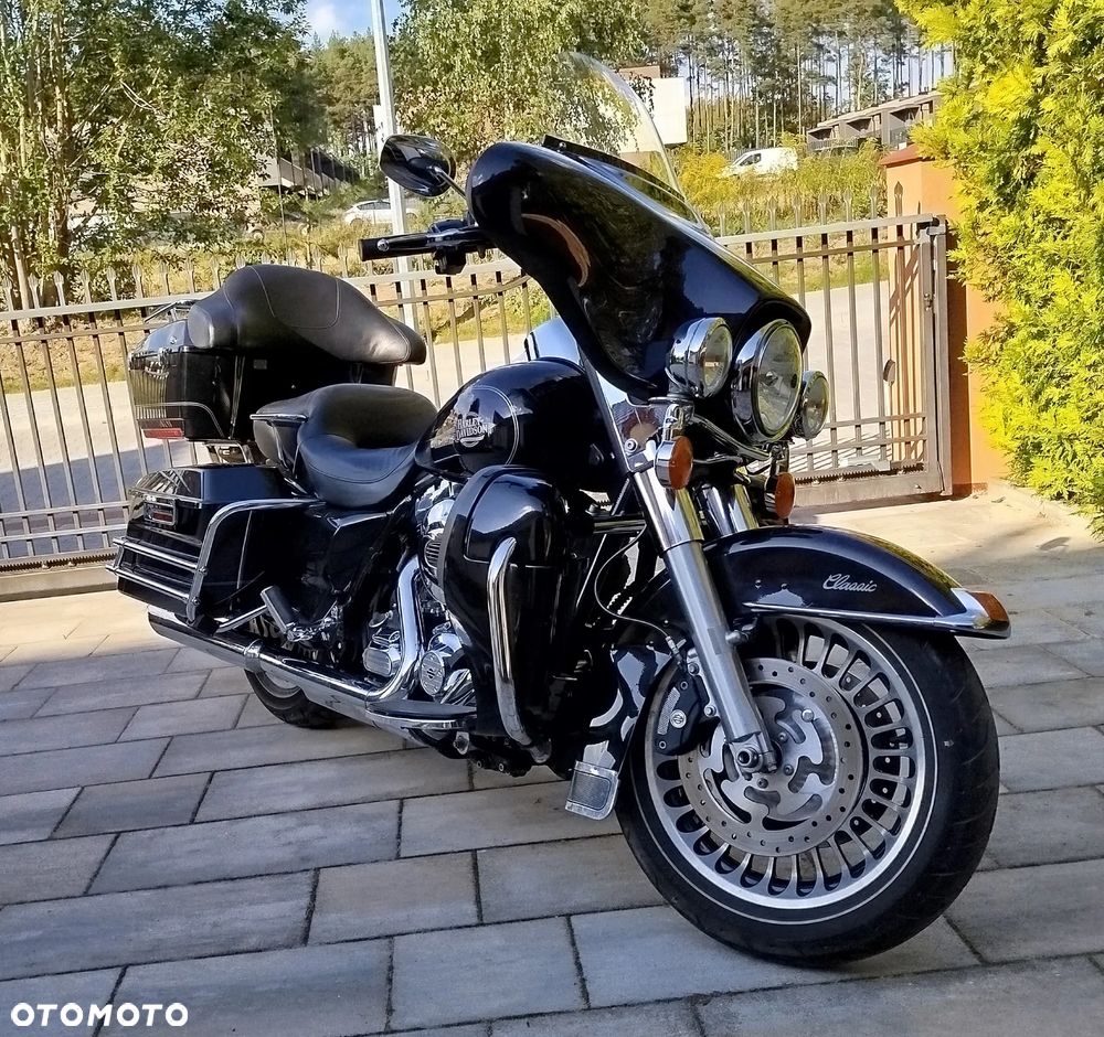 Harley-Davidson FLHT Electra Glide Standard - 3