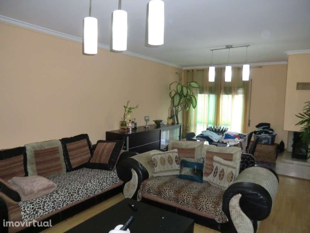 Apartamento T 3 c terraço,São João Madeira,centro - Grande imagem: 2/32