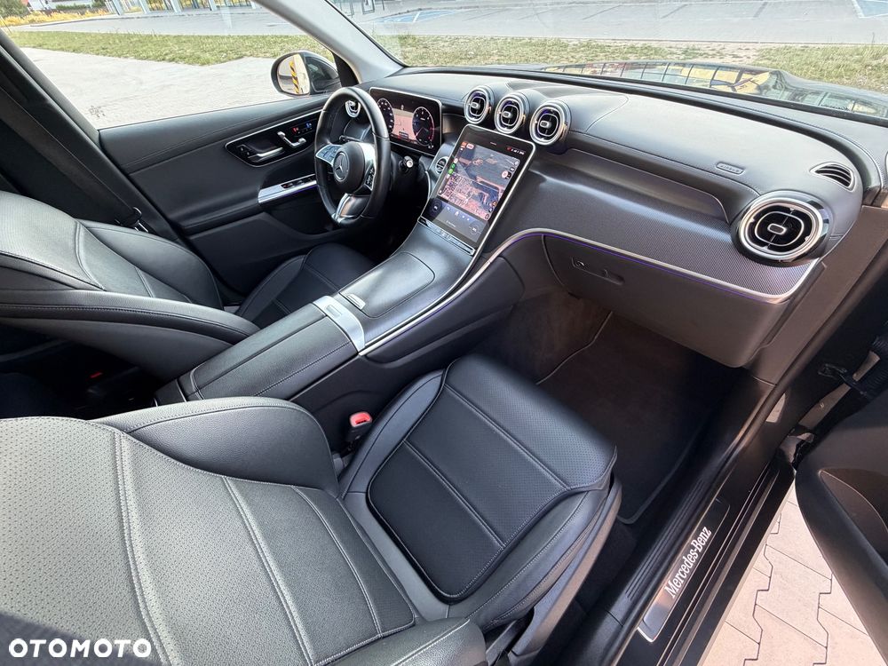 Mercedes-Benz GLC 220 d 4Matic 9G-TRONIC Edition Avantgarde - 22