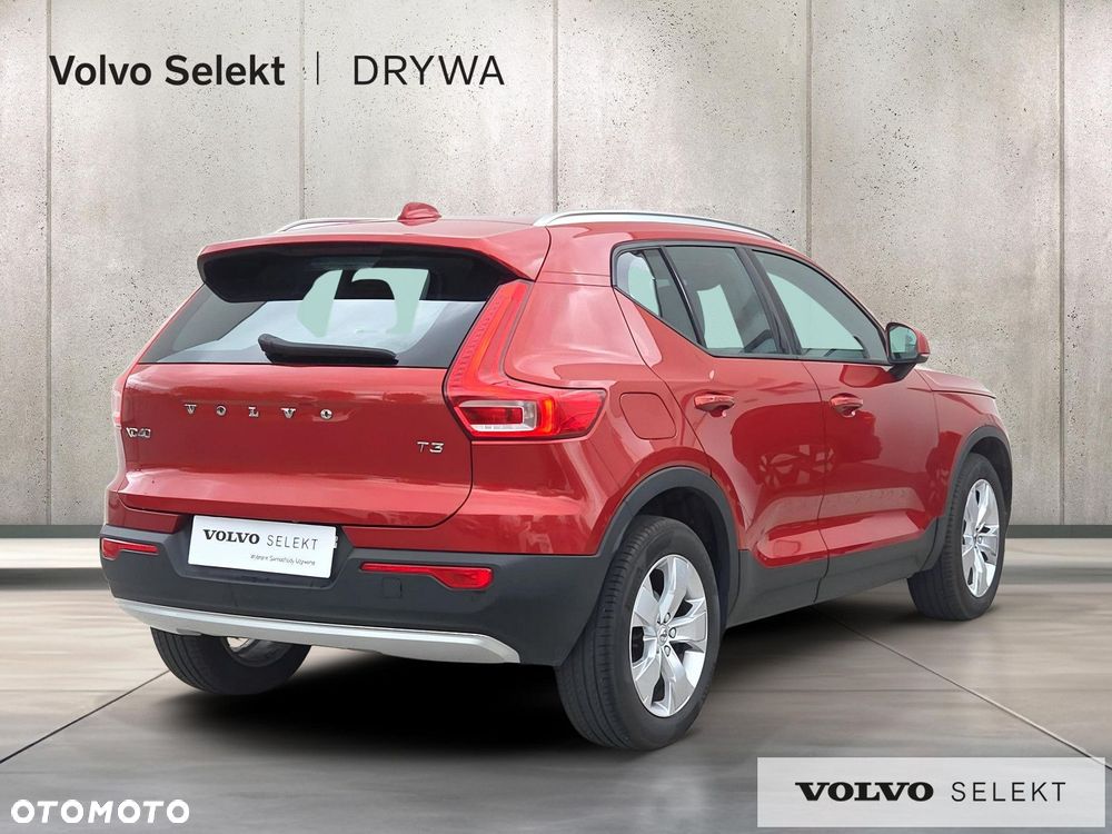 Volvo XC 40 T3 Momentum Pro - 6