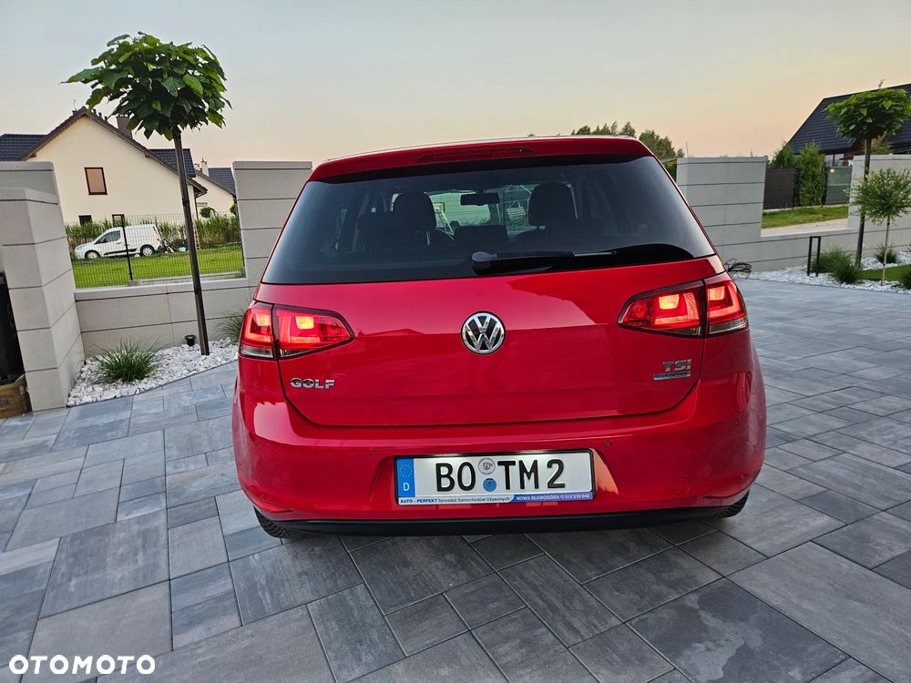 Volkswagen Golf 1.2 TSI BMT Trendline Perfectline - 32