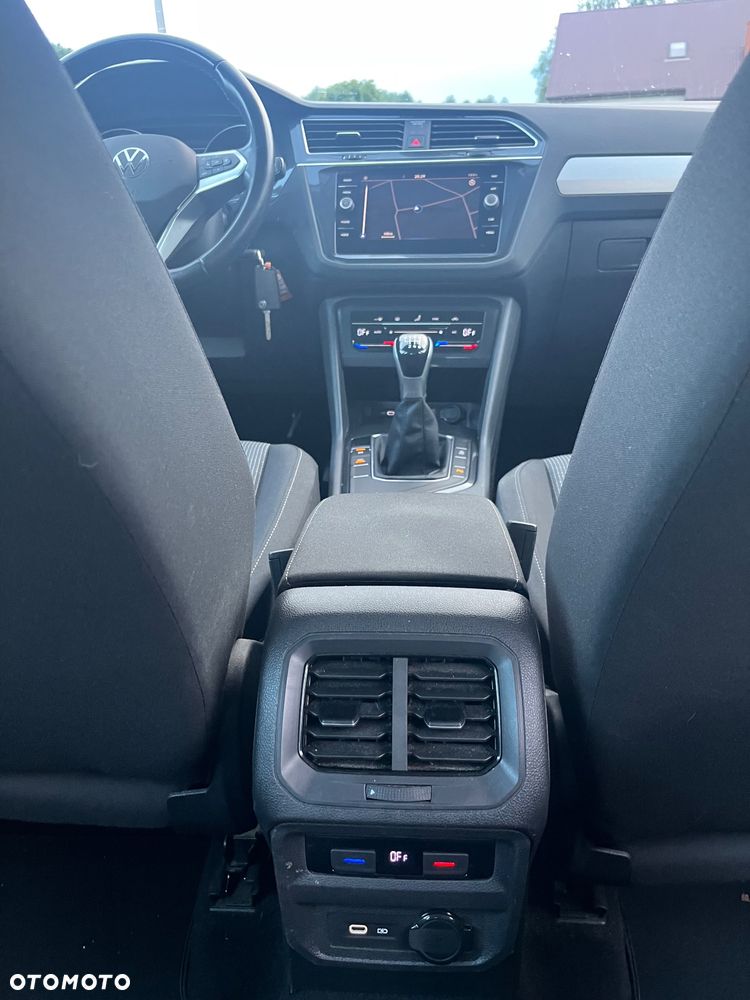 Volkswagen Tiguan 1.5 TSI ACT OPF Comfortline - 17