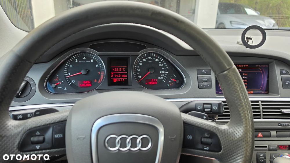 Audi A6 Avant 4.2 quattro tiptronic - 12