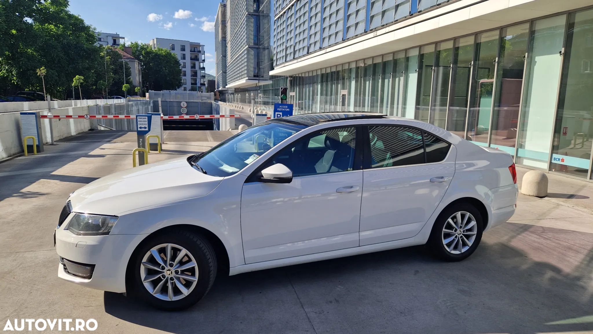 Skoda Octavia 1.4 TSI ELEGANCE - 1