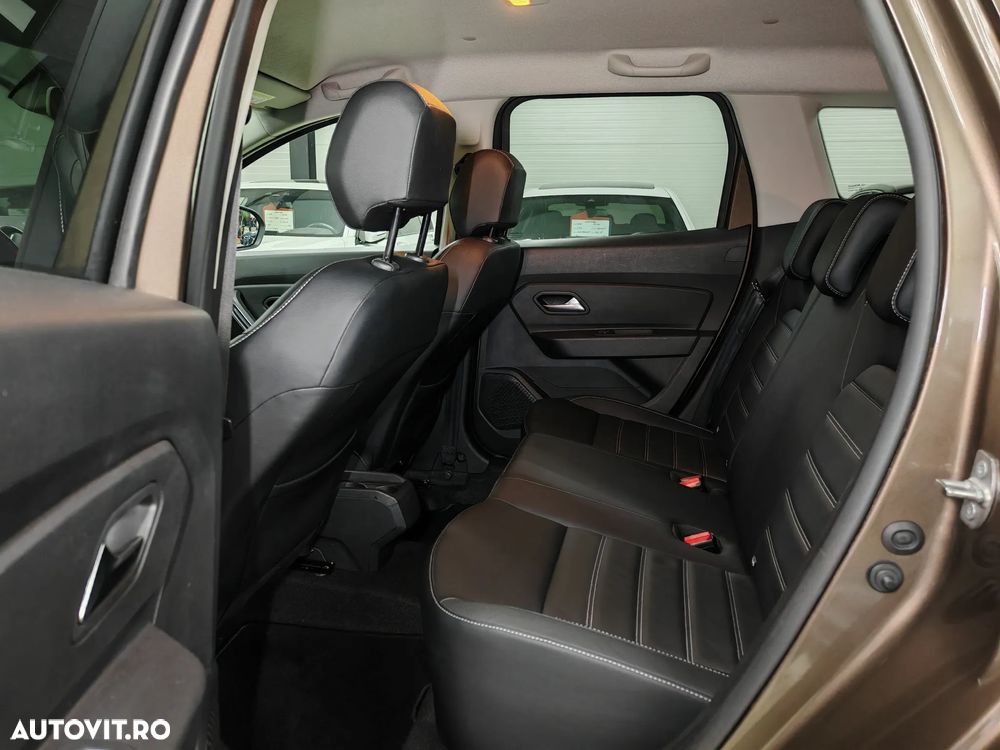 Dacia Duster 1.6 SCe Prestige jante 17" - 31