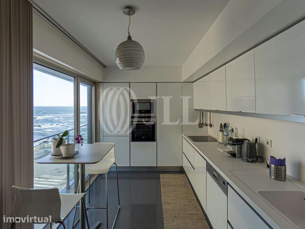 Apartamento T3, com vista mar, Avenida do Brasil Porto - Grande imagem: 4/11