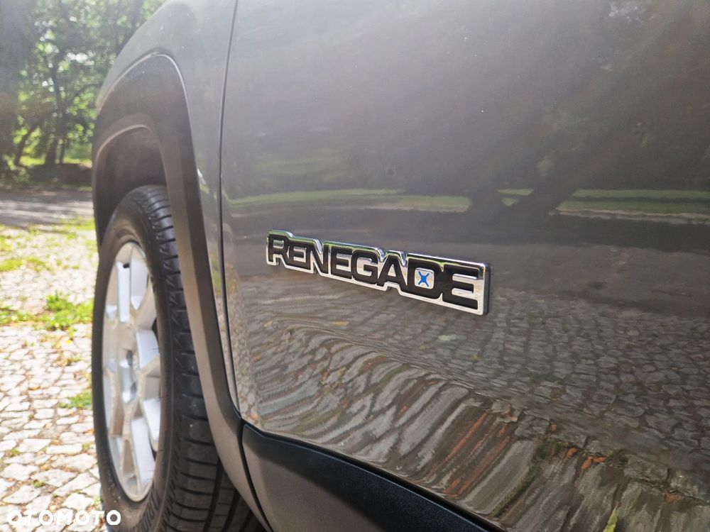 Jeep Renegade - 16
