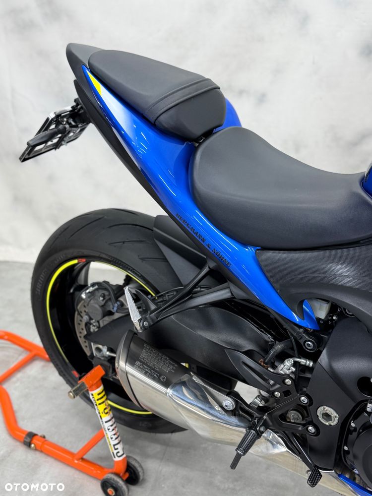 Suzuki GSX 1000 - 8