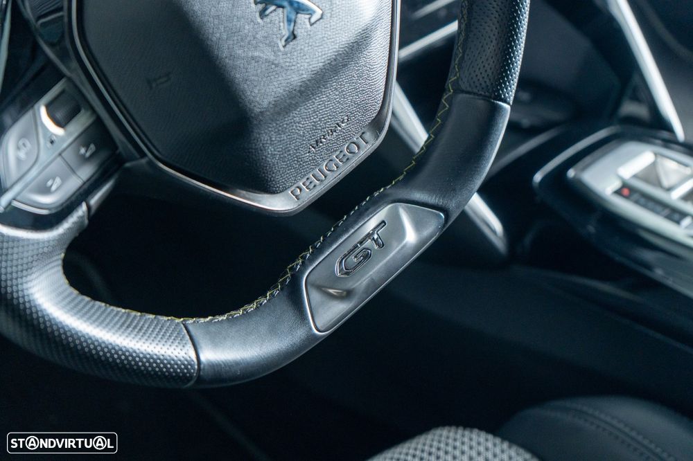 Peugeot 208 1.2 PureTech GT EAT8 - 12