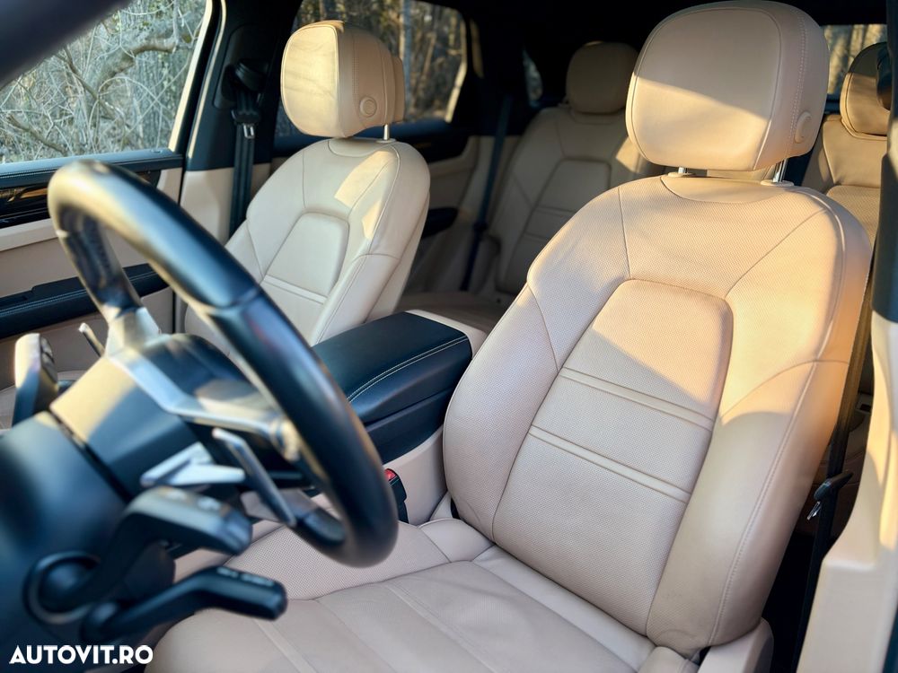 Porsche Cayenne S Tiptronic S Platinum Edition - 20