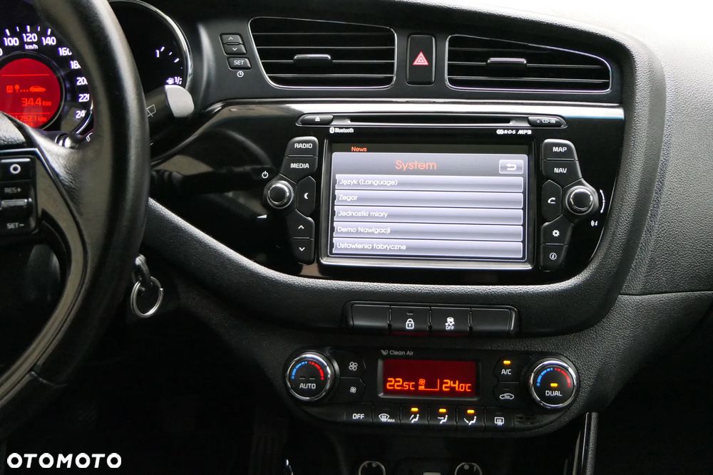 Kia Ceed 1.6 GDI Dream-Team Edition - 22