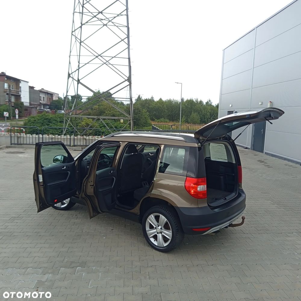 Skoda Yeti 1.4 TSI Experience PLUS EDITION - 35
