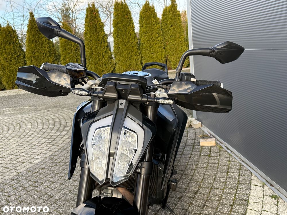 KTM Duke - 11