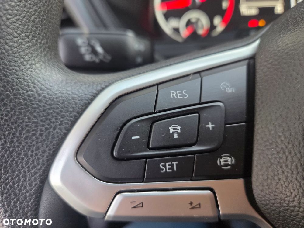 Volkswagen T-Cross - 14