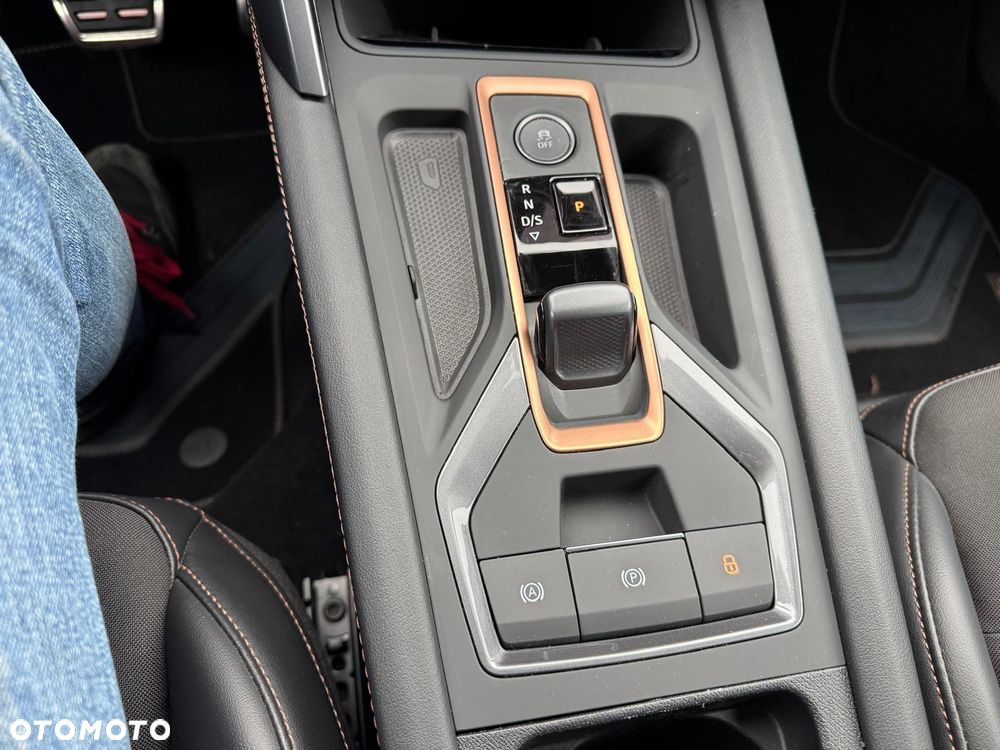 Cupra Formentor 1.5 eTSI mHEV DSG - 18