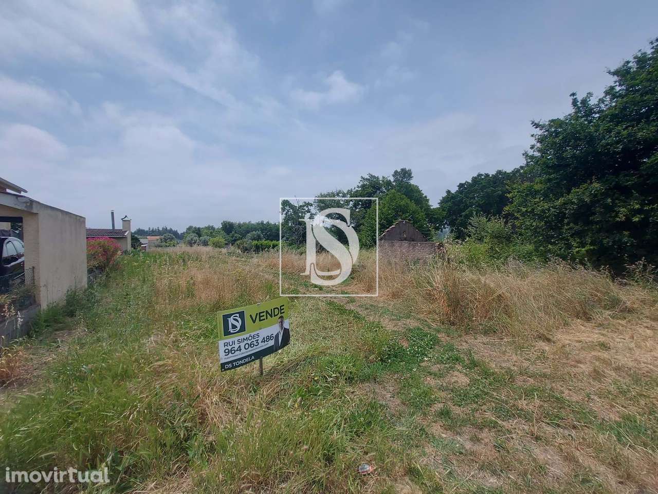 Terreno com 3.040 m2, urbanizavel - Grande imagem: 2/4