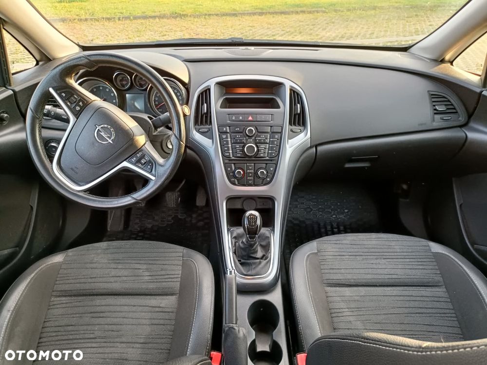 Opel Astra 1.6 EU6 - 12
