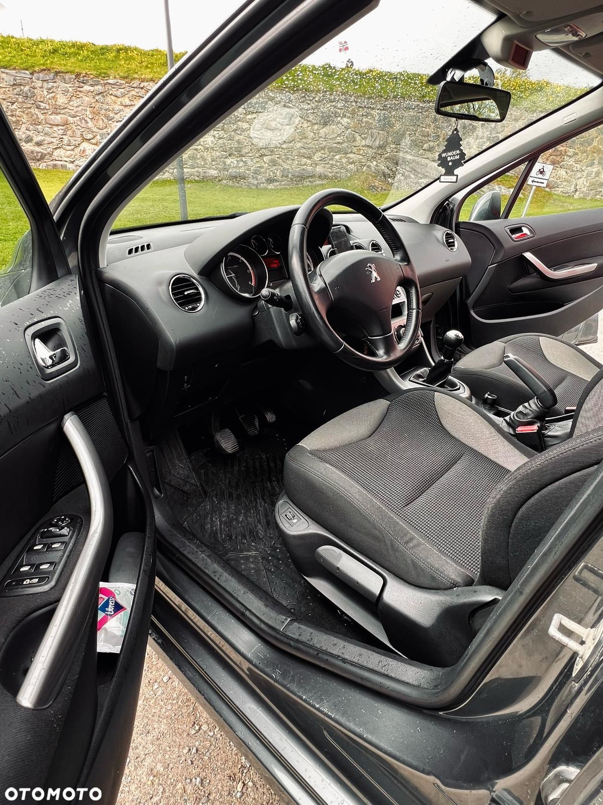 Peugeot 308 - 13
