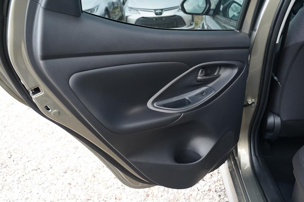 Toyota Yaris - 9