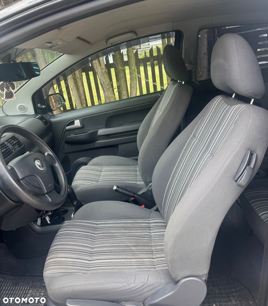 Volkswagen Fox - 12