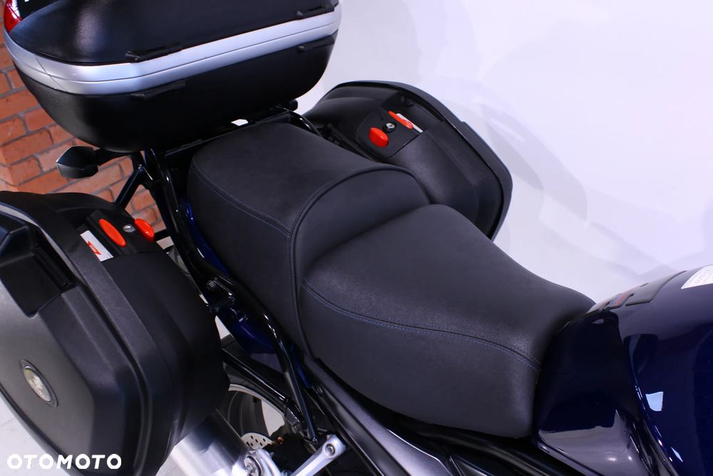 Suzuki GSX - 10