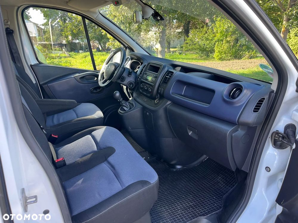 Opel Vivaro - 7