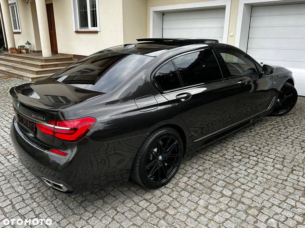 BMW Seria 7 750Li xDrive - 12