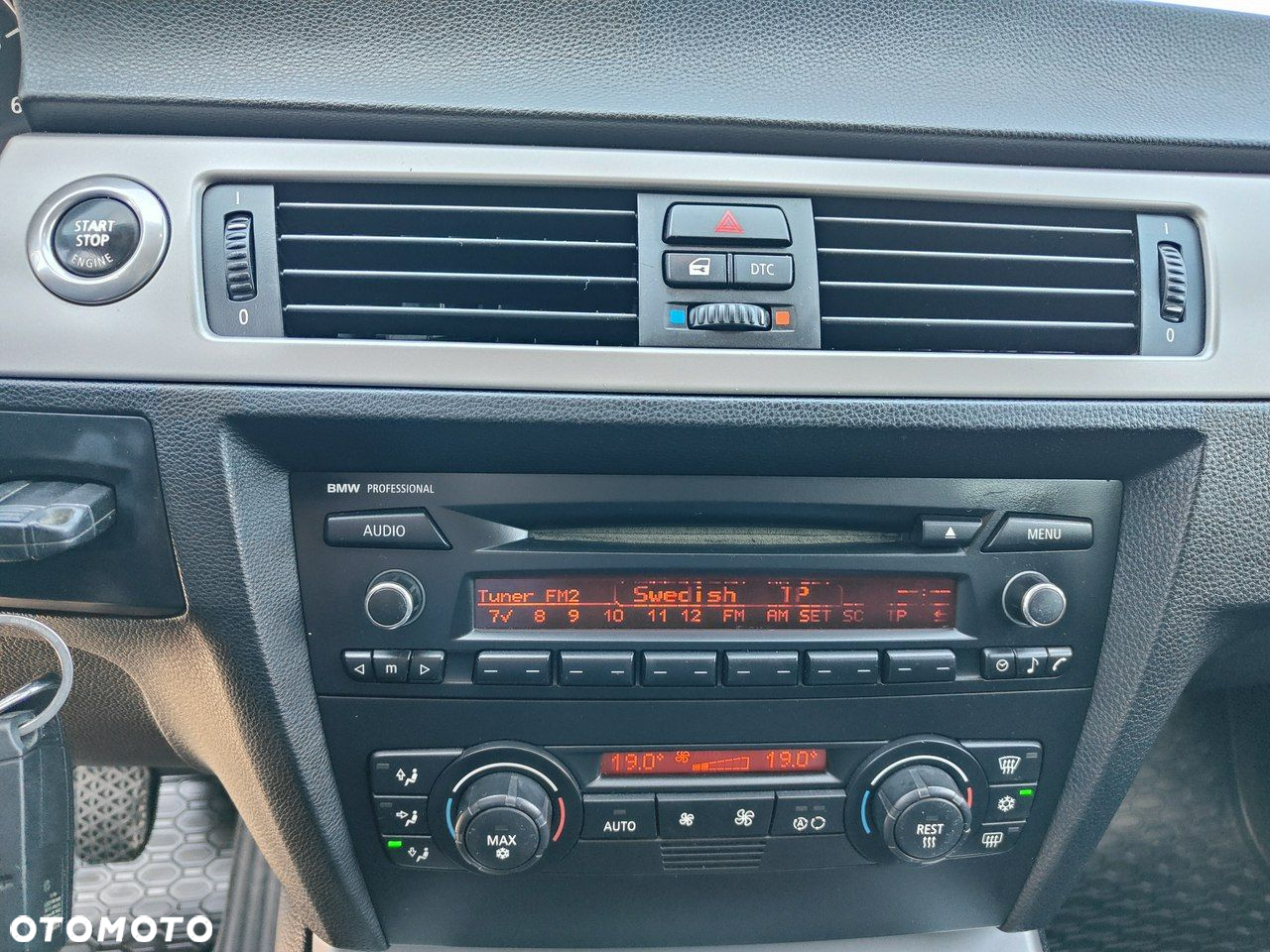BMW Seria 3 318i - 11